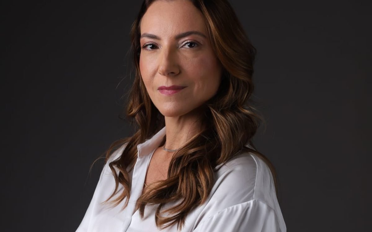 Enquanto muitos pagam imposto, ela ensina a pagar certo: a mulher por trás de milhões em economia tributária no país