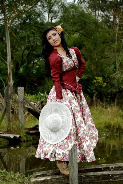 Amy Margarida: entre sensibilidade e potência, uma nova voz que redefine a comunicação